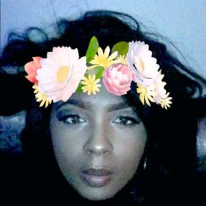 Meet your Posher, Taniesha